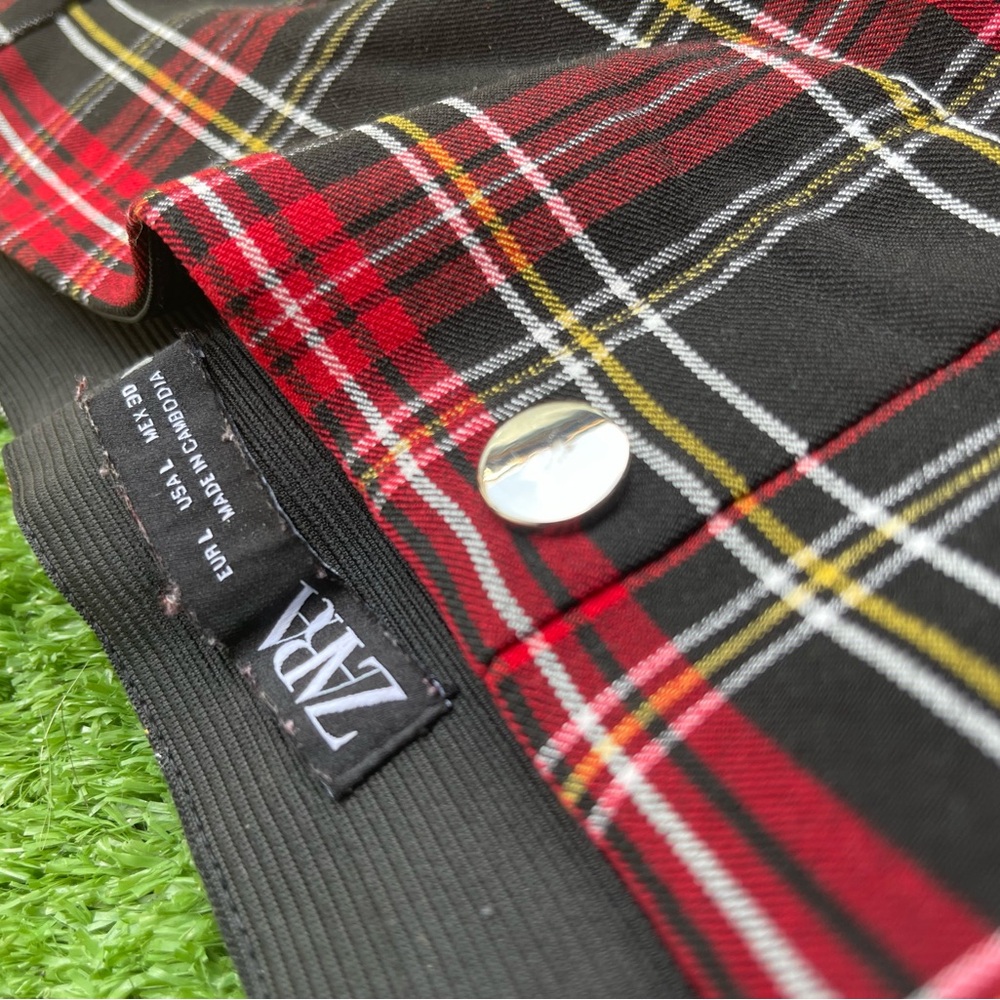 Zara Women's Tartan Capris - Red, Black, and Yellow